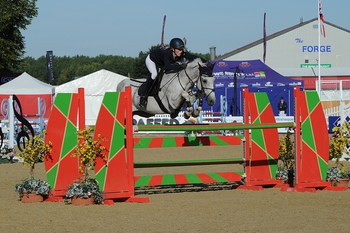 Rachel Vicary aboard Sparkling Indulgence wins the National 1.25m Restricted Rider Championship Final